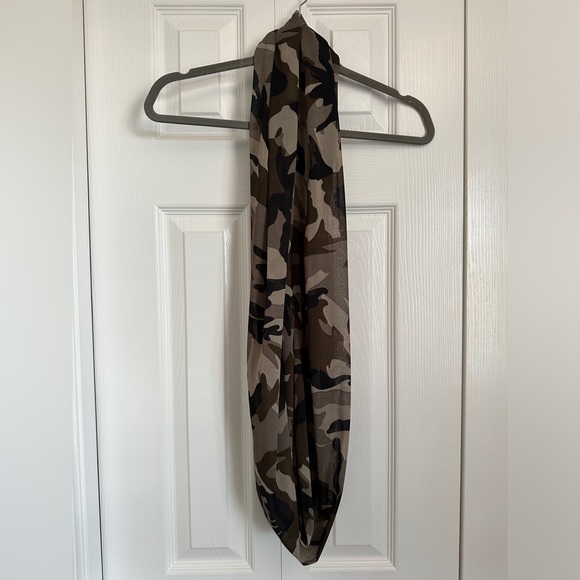 Buttercream Clothing Co. Infinity Scarf - Picture 4 of 8